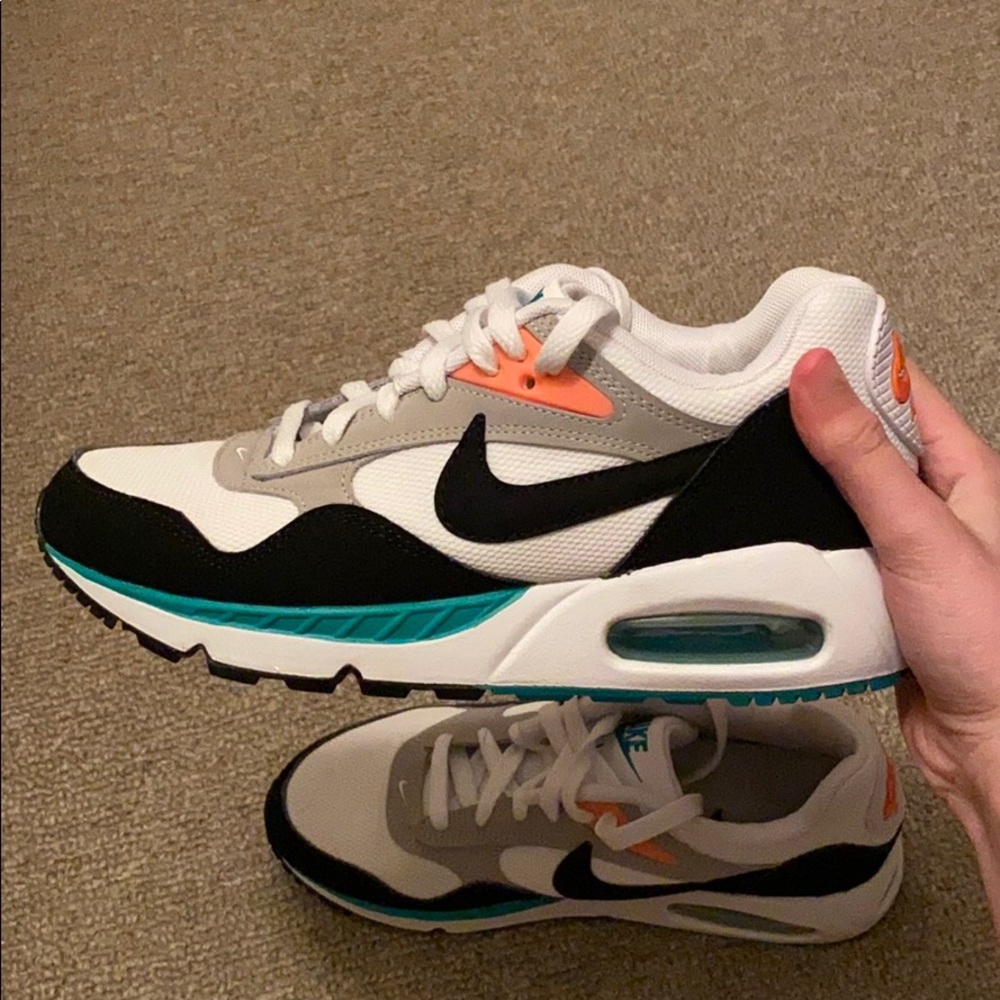 Women’s Nike Air max shoes